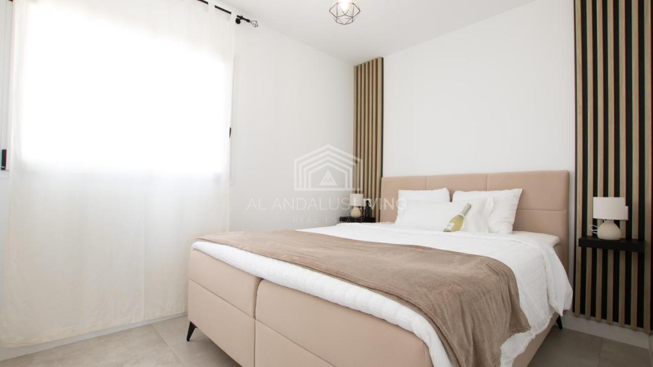 Ferienwohnung Panoramic Sea Views And Direct Access To The Beach From The Community In Torrenueva Málaga Exterior foto