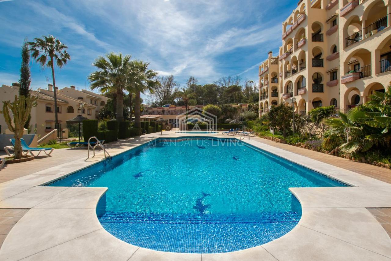 Ferienwohnung Panoramic Sea Views And Direct Access To The Beach From The Community In Torrenueva Málaga Exterior foto