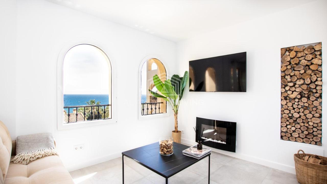 Ferienwohnung Panoramic Sea Views And Direct Access To The Beach From The Community In Torrenueva Málaga Exterior foto