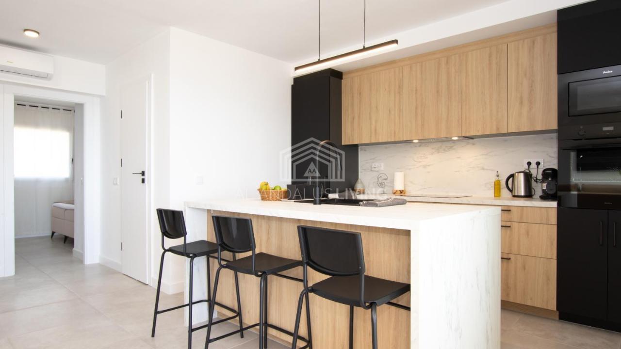Panoramic Sea Views And Direct Access To The Beach From The Community In Torrenueva Málaga Exterior foto